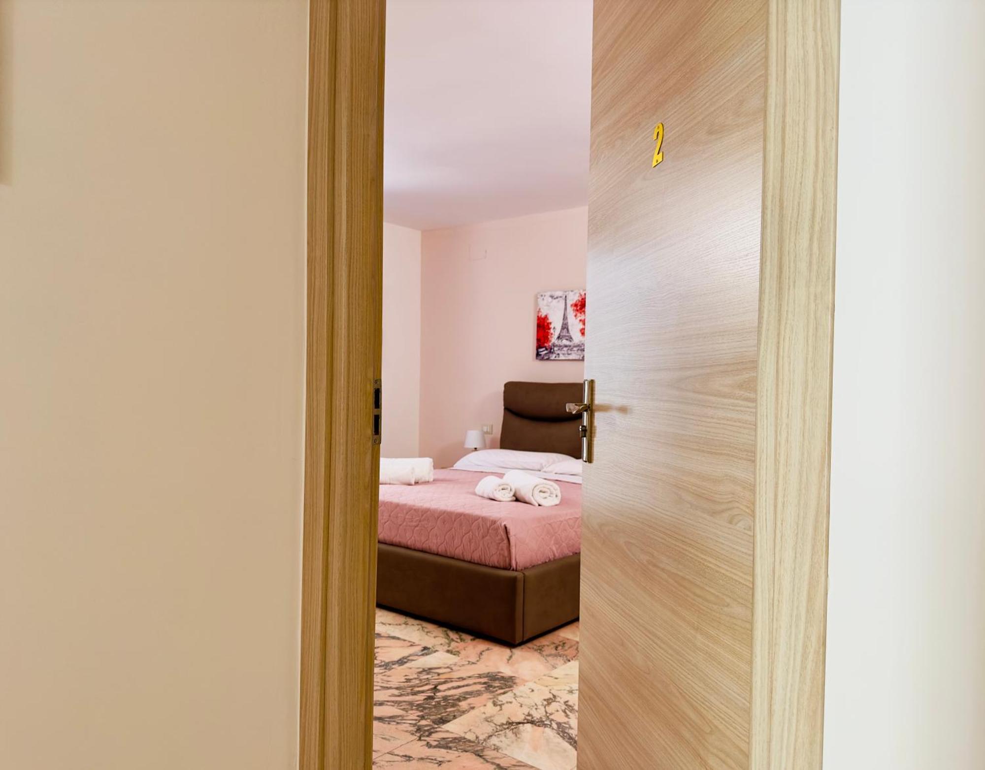 Unique Rooms In Centro Citta Bagno Privato E Climatizzatore Ragusa Exteriér fotografie